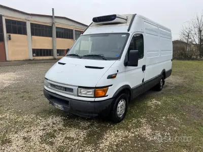 Occasion Iveco Daily 116 ch (85 kW) 2007 Blanc