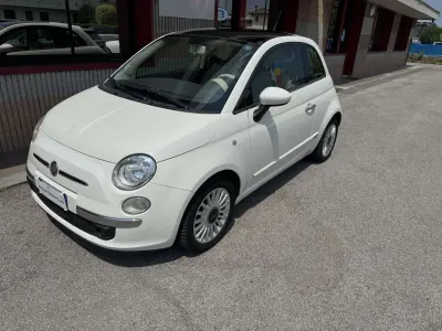 Usata Fiat 500 Lounge 69 CV (50 kW) 2012 Bianco Utilitaria