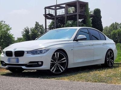 Usata BMW 328 Sport Line 245 CV (180 kW) 2012 Bianco Berlina
