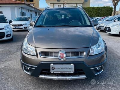 Usata Fiat Sedici Dynamic 120 CV (88 kW) 2009 Grigio SUV