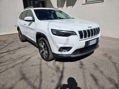 Usata Jeep Cherokee Limited 194 CV (142 kW) 2019 Bianco SUV