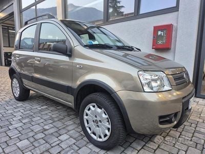 Usata Fiat Panda 4x4 Climbing 59 CV (43 kW) 2008 Nero Utilitaria