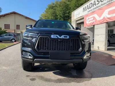 Usata EVO Cross 4 136 CV (100 kW) 2025 Nero Pick-up