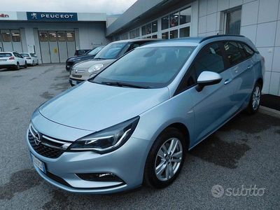 Usata Opel Astra Business 136 CV (100 kW) 2016 Grigio Station wagon