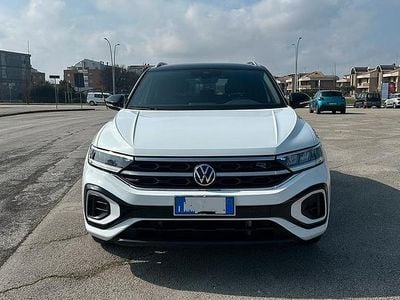 Usata VW T-Roc R-line 150 CV (110 kW) 2024 Bianco SUV