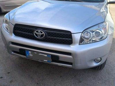 usata Toyota RAV4 RAV 42.2 d-4d Sol 136cv dpf