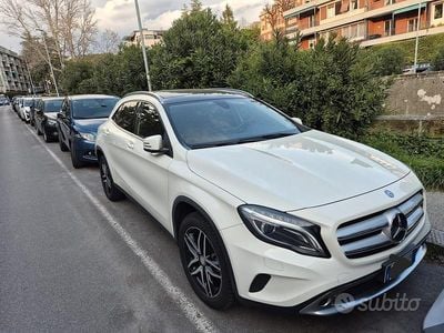 Usata Mercedes GLA220 177 CV (130 kW) 2016 Bianco SUV