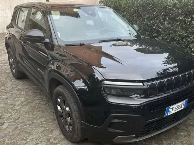 Usata Jeep Avenger EV 114 kW (156 CV) 2025 Nero SUV