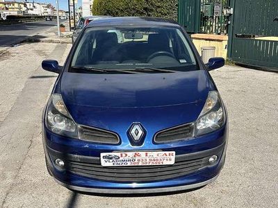 Usata Renault Clio II 75 CV (55 kW) 2006 Other Berlina