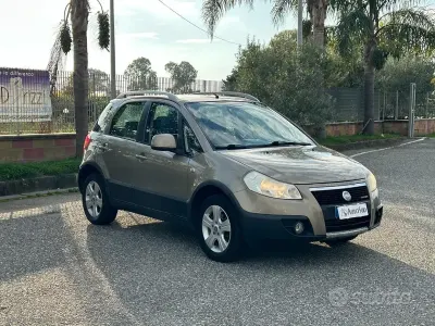 Begagnad Fiat Sedici Dynamic 120 HK (88 kW) 2007 SUV