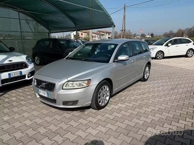 Usata Volvo V50 Summum 135 CV (99 kW) 2008 Grigio Station wagon