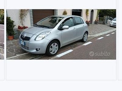 Usata Toyota Yaris 2008 Grigio Utilitaria