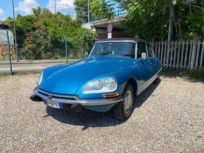 Usata Citroën DS 114 CV (83 kW) 1974 Blu/azzurro