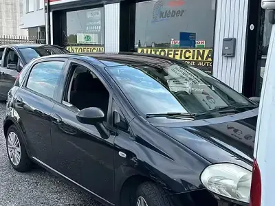 Usata Fiat Grande Punto 65 CV (47 kW) 2008 Nero Utilitaria