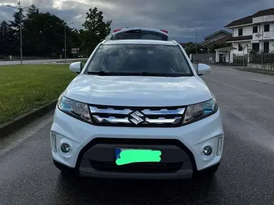 Usata Suzuki Vitara 120 CV (88 kW) 2015 Bianco SUV