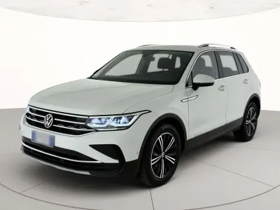 Usata VW Tiguan Elegance 150 CV (110 kW) 2023 Pure white SUV