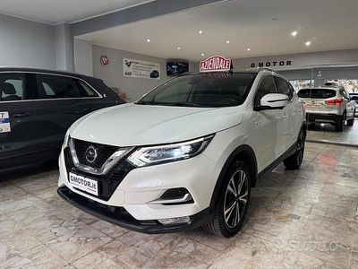 Usata Nissan Qashqai N-Connecta 110 CV (80 kW) 2018 Bianco SUV