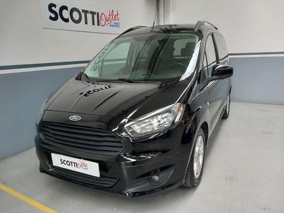 Usata Ford Tourneo Courier Titanium 95 CV (69 kW) 2017 Nero Monovolume