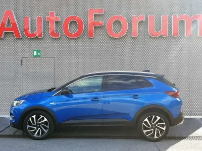 Usata Opel Grandland X 120 CV (88 kW) 2017 Blu  roof black SUV