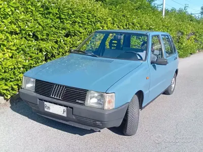 Usata Fiat Uno S 54 CV (39 kW) 1987 Bluazzurro Utilitaria