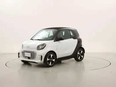 Usata Smart ForTwo Coupé Passion 41 kW (56 CV) 2022 Bianco Utilitaria
