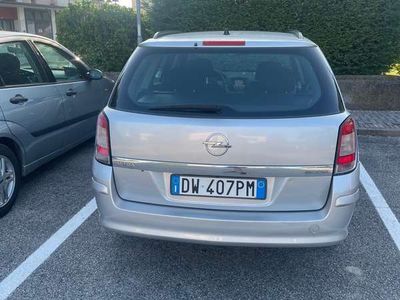 usata Opel Astra SW 1.7 cdti Cosmo 110cv