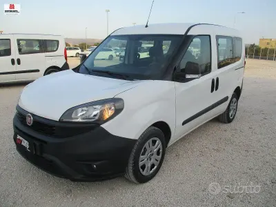 Usata Fiat Doblò 95 CV (69 kW) 2018 Bianco Monovolume