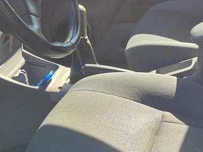 Usata Toyota Corolla 86 CV (63 kW) 2002 Verde Berlina