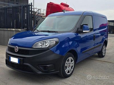 Usata Fiat Doblò S 105 CV (77 kW) 2020 Blu Monovolume