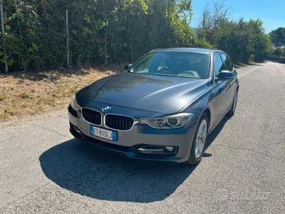 Usata BMW 316 Sport Line 116 CV (85 kW) 2013 Grigio Station wagon