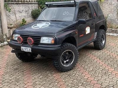 Nero Usata 1990 Suzuki Vitara SUV | 5000 €
