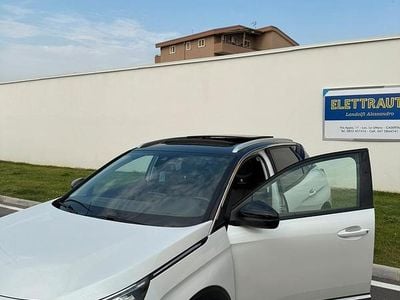Usata Peugeot 3008 120 CV (88 kW) 2017 Bianco SUV