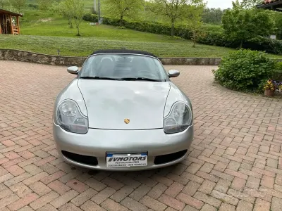 Usata Porsche Boxster 204 CV (150 kW) 1997 Grigio Cabrio
