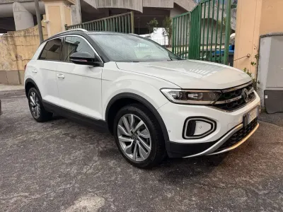 Usata VW T-Roc Edition 110 CV (80 kW) 2023 Bianco SUV