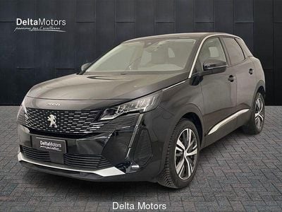 Usata Peugeot 3008 Allure 131 CV (96 kW) 2023 Nero metallizzato SUV