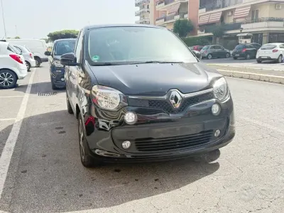 Usata Renault Twingo SE 69 CV (50 kW) 2018 Nero Utilitaria