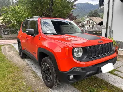 Usata Jeep Renegade Trailhawk 170 CV (125 kW) 2015 SUV
