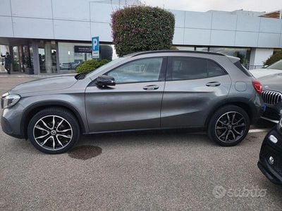 Usata Mercedes GLA220 Premium 177 CV (130 kW) 2018 Grigio SUV