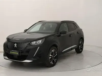 Usata Peugeot 2008 Allure 131 CV (96 kW) 2023 Nero SUV