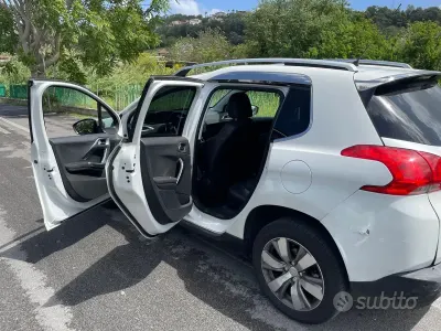 Usata Peugeot 2008 115 CV (84 kW) 2013 Bianco SUV