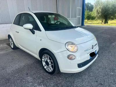 Usata Fiat 500 Lounge 69 CV (50 kW) 2008 Bianco Utilitaria