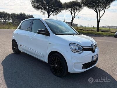 Usata Renault Twingo Urban Night 60 kW (82 CV) 2023 Bianco Utilitaria