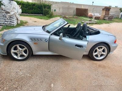 Begagnad BMW Z3 140 HK (102 kW) 2000 Grå Cab