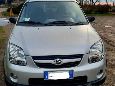 Usata Suzuki Ignis GL 99 CV (72 kW) 2008 Grigio Berlina
