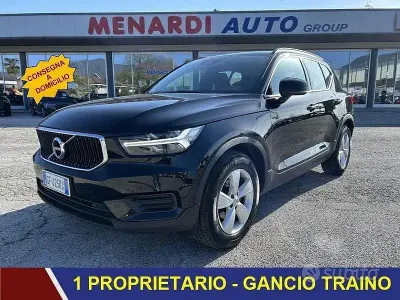 Gebraucht Volvo XC40 Momentum 129 PS (94 kW) 2021 Schwarz SUV