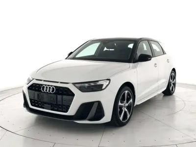 Nuova Audi A1 Sportback S-Line 115 CV (84 kW) 2026 Bianco Utilitaria