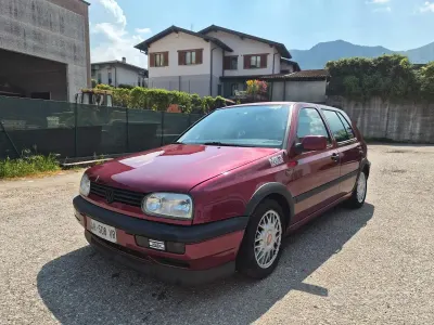 Usata VW Golf III 101 CV (74 kW) 1995 Rosso Berlina