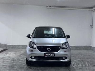 Usata Smart ForFour Passion 90 CV (66 kW) 2017 Grigio Utilitaria