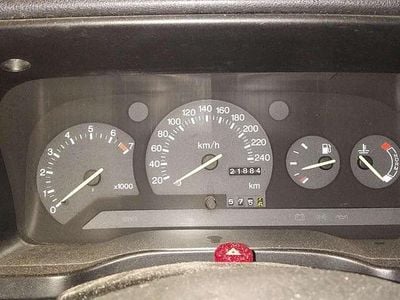 Usata Ford Escort Ghia 88 CV (64 kW) 1992 Grigio Berlina