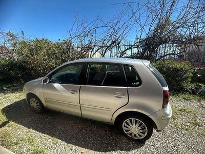 Usata VW Polo Comfortline 80 CV (58 kW) 2006 Argento Utilitaria
